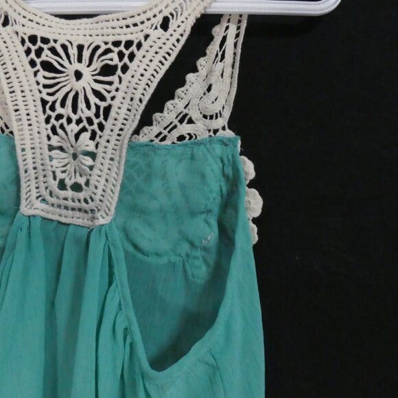 SEDUCTION | medium | Green Raceback Tank With Beige Floral Lace Crochet Upper - Picture 12 of 14